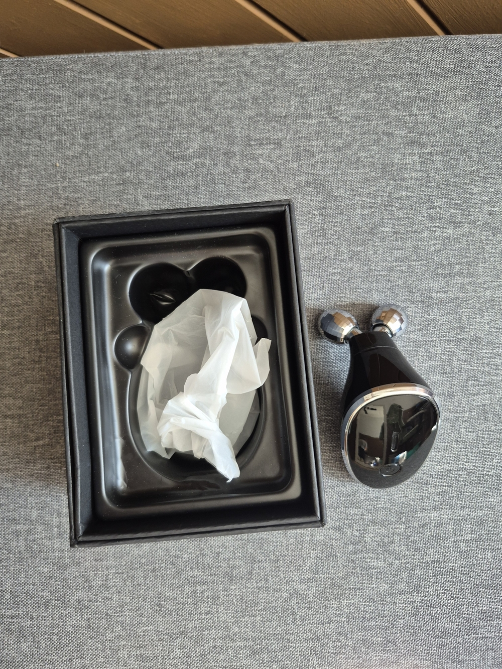Facial Massage Roller - Black and Silver Home Accent